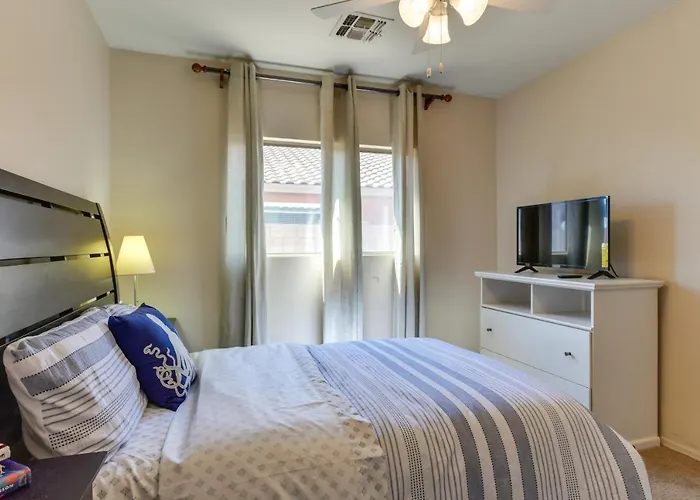 Near Golf, Dining & Shops! * Casa Grande