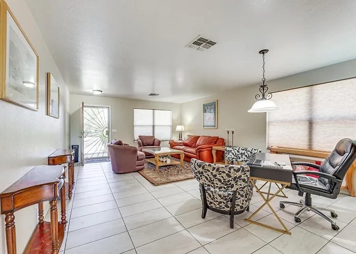 Near Golf, Dining & Shops! * Casa Grande